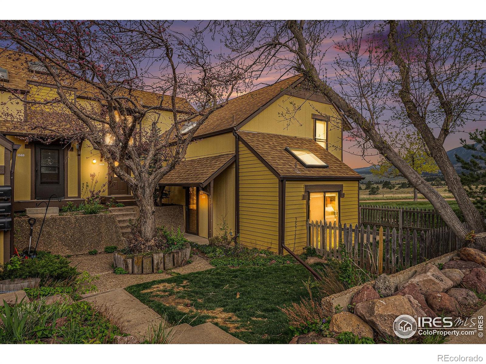 3550  Smuggler Circle, boulder MLS: 4567891032408 Beds: 4 Baths: 3 Price: $859,000