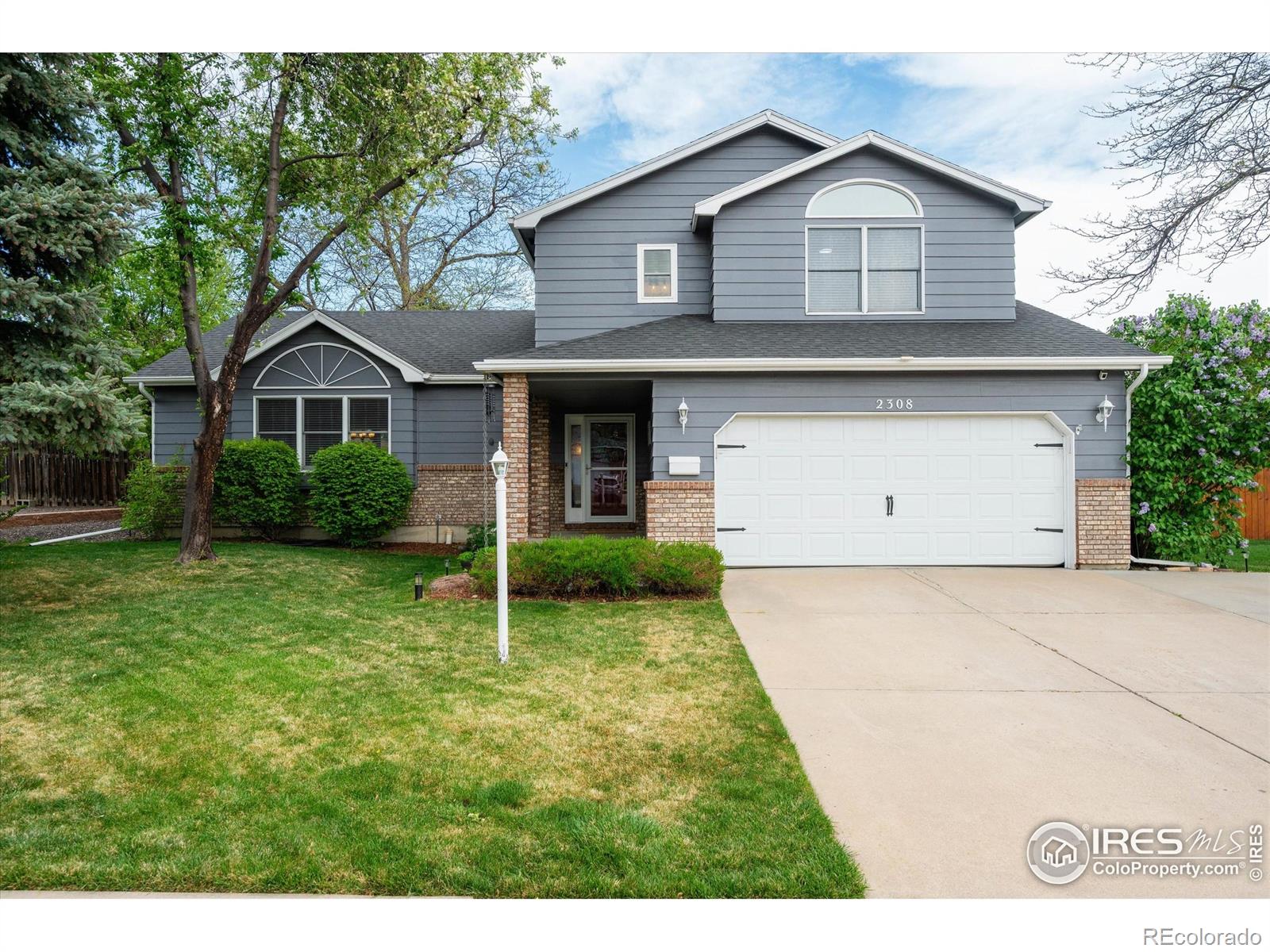 2308  Fairplay Drive, loveland MLS: 4567891032532 Beds: 4 Baths: 4 Price: $615,000