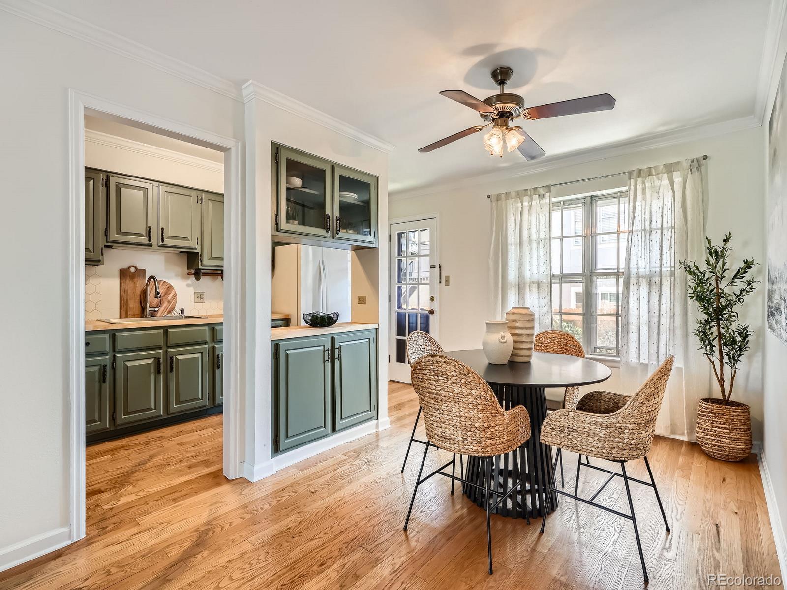 Glenn Oaks Centennial Condo / Townhome | MLS #: 51085292301 E Fremont Avenue W03, Centennial Beds: 2 Baths: 1 Price: $299,000