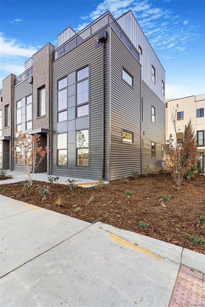  Westminster Condo / Townhome | MLS #: 34255405745 W 91st Place , Westminster Beds: 3 Baths: 3 Price: $613,500