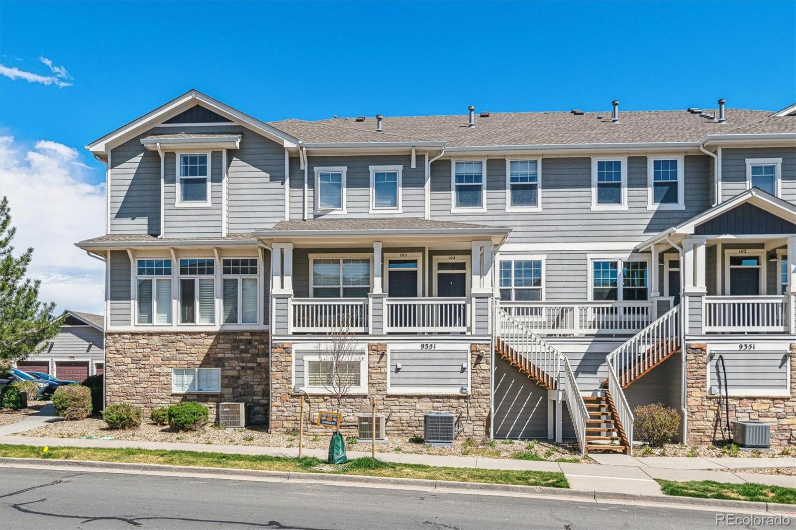9351  Amison Circle 104, Parker  MLS: 2550142 Beds: 2 Baths: 3 Price: $385,000