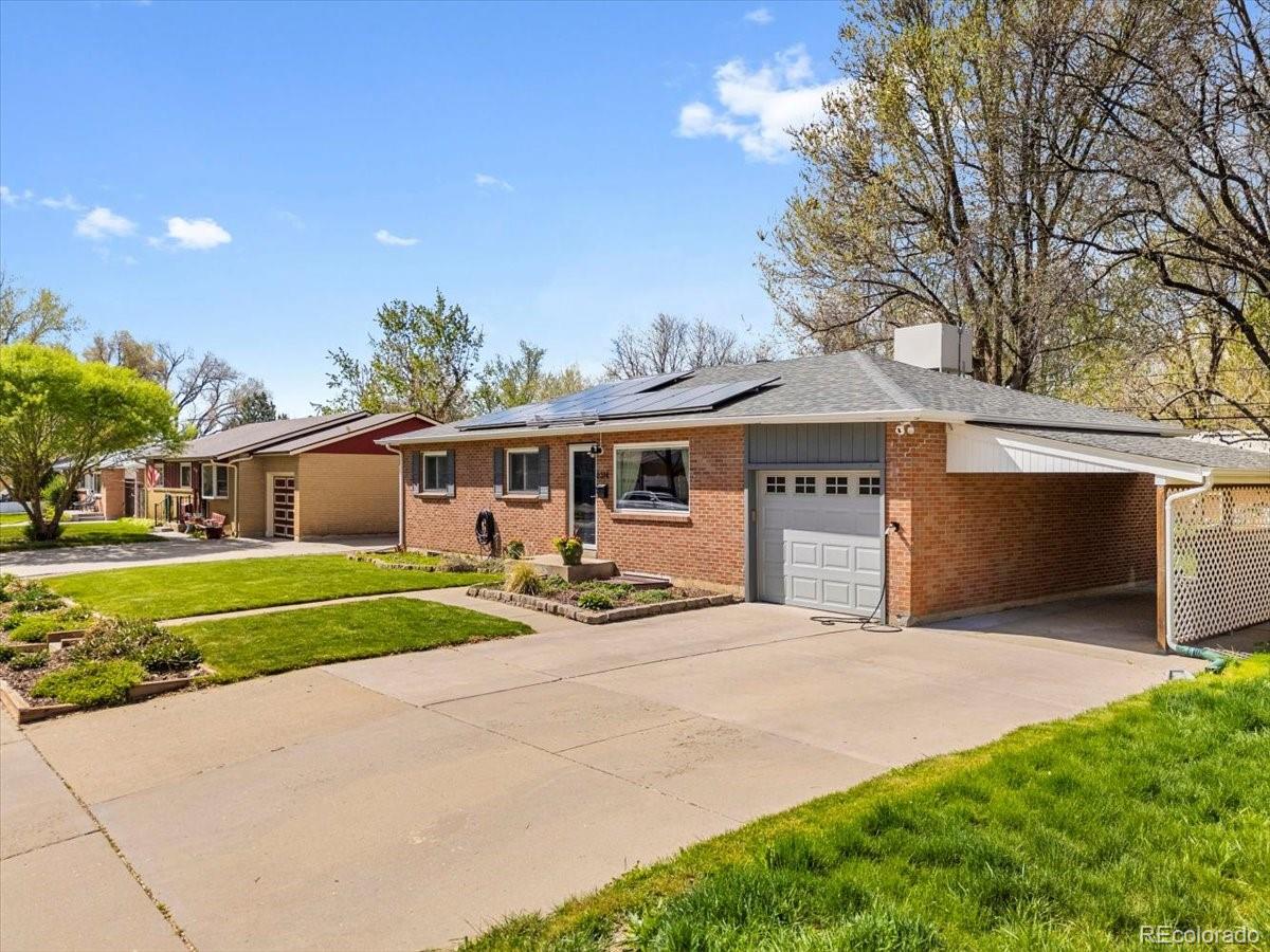 Alta Vista Arvada Home | MLS #: 89509766314  Brooks Drive, Arvada Beds: 5 Baths: 3 Price: $659,000