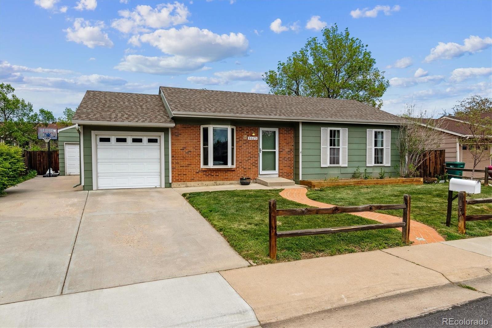 8625 w dartmouth place, Lakewood sold home. Closed on 2025-06-12 for $587,000.