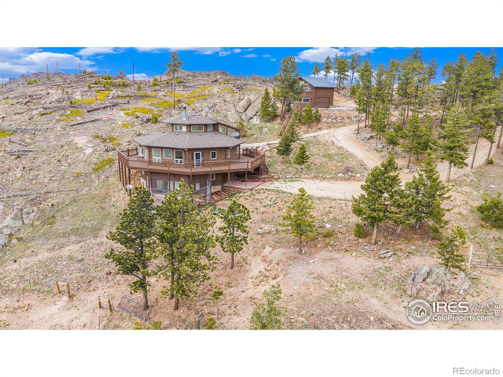 552 blue grouse lane, Bellvue sold home. Closed on 2025-12-31 for $820,000.
