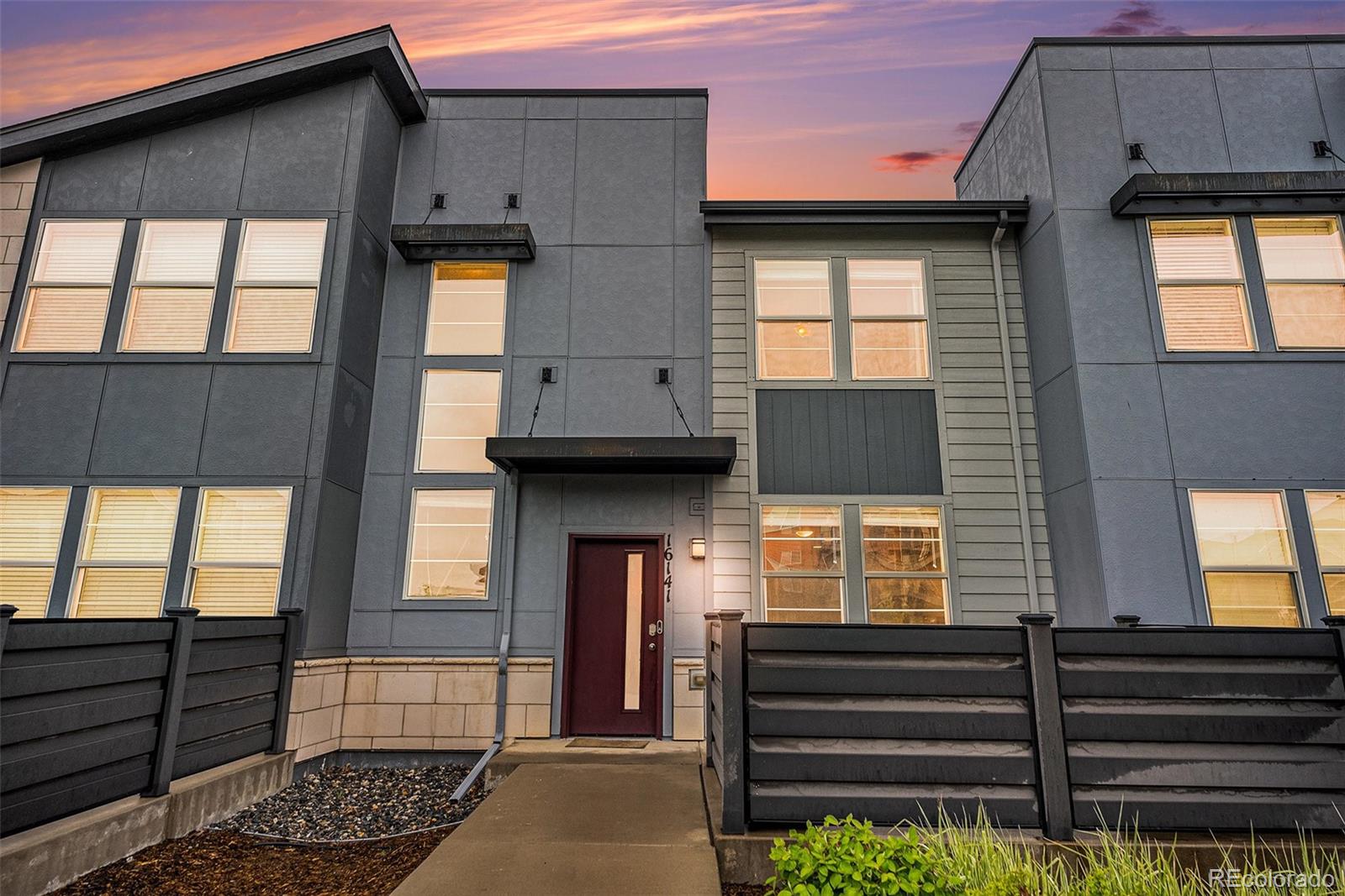 16141  Bolling Drive, denver MLS: 8445957 Beds: 3 Baths: 3 Price: $399,900