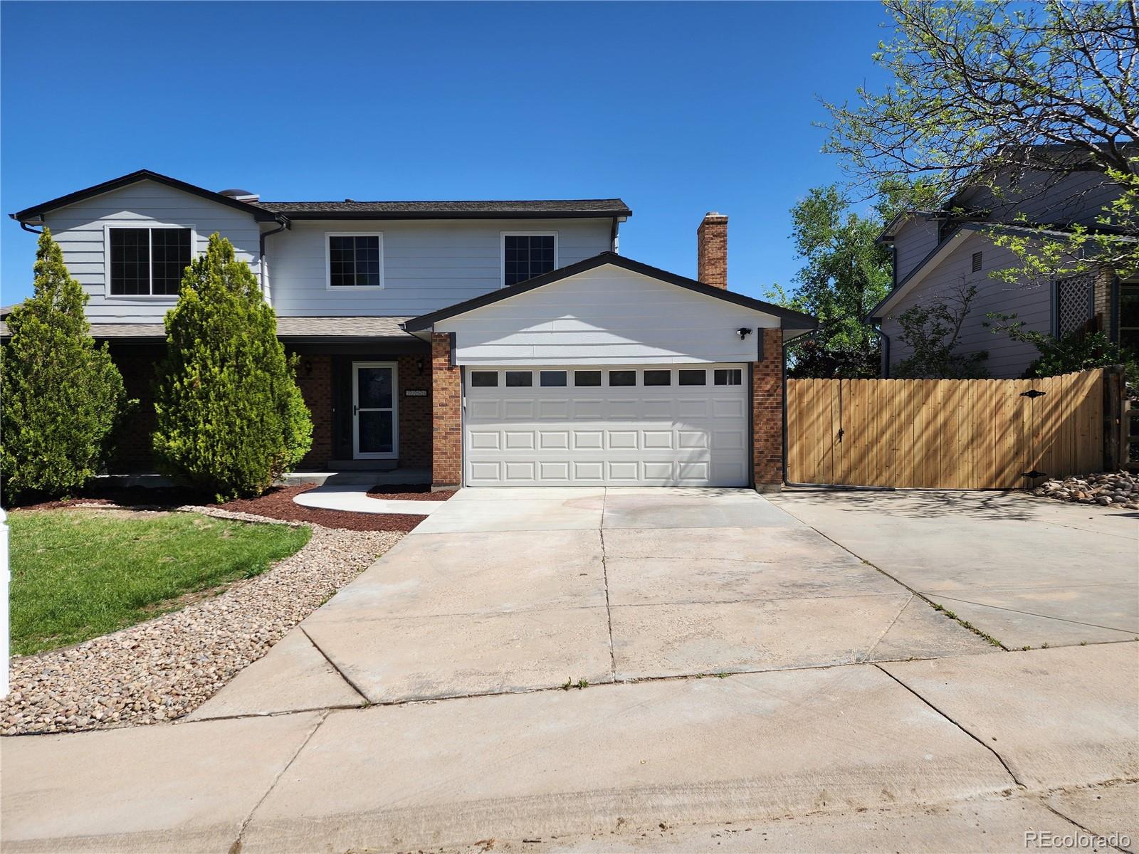 7753 W Plymouth Place, littleton MLS: 5354689 Beds: 4 Baths: 3 Price: $635,000