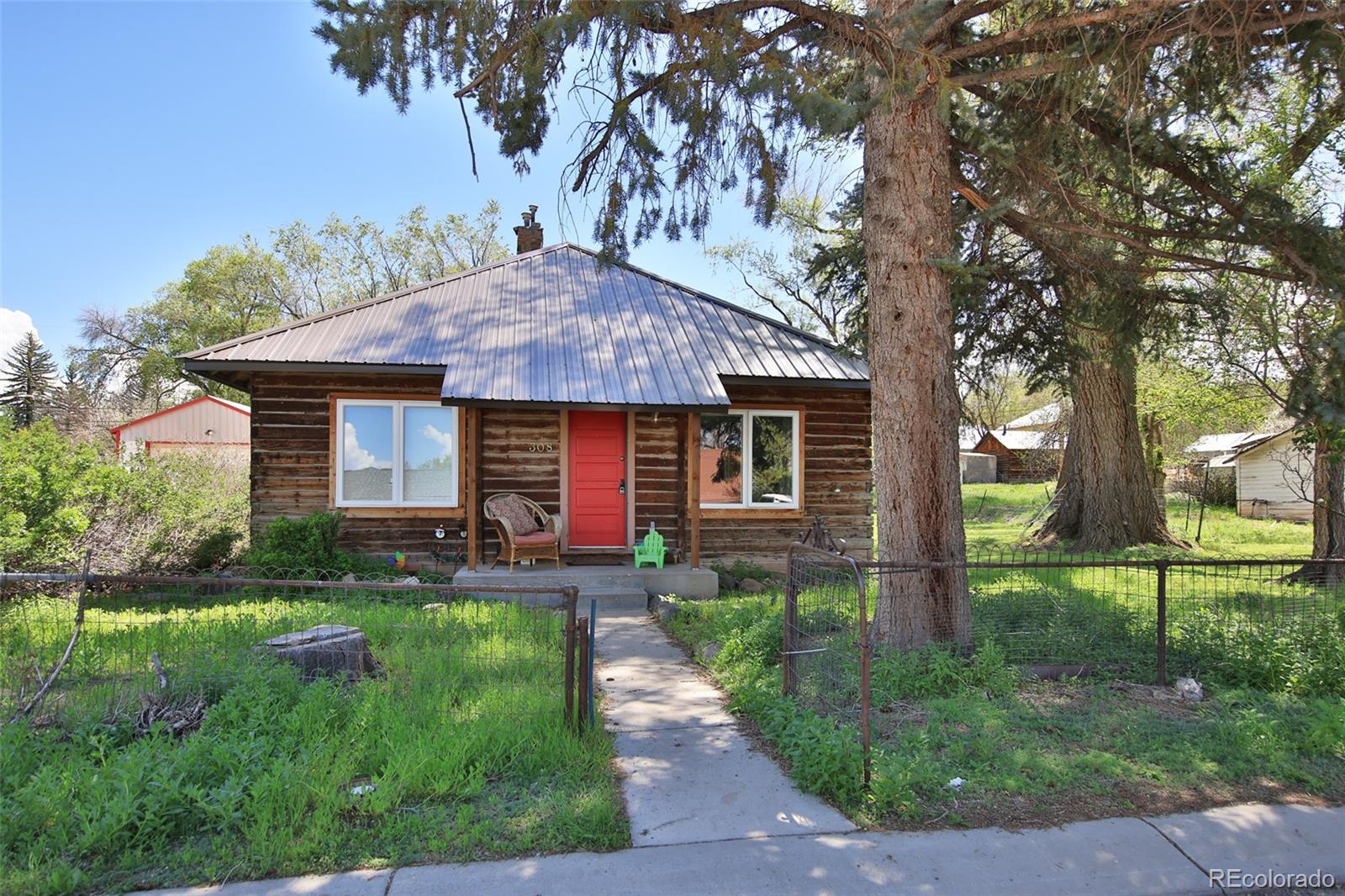 308 putney avenue, Collbran sold home. Closed on 2025-07-21 for $254,250.
