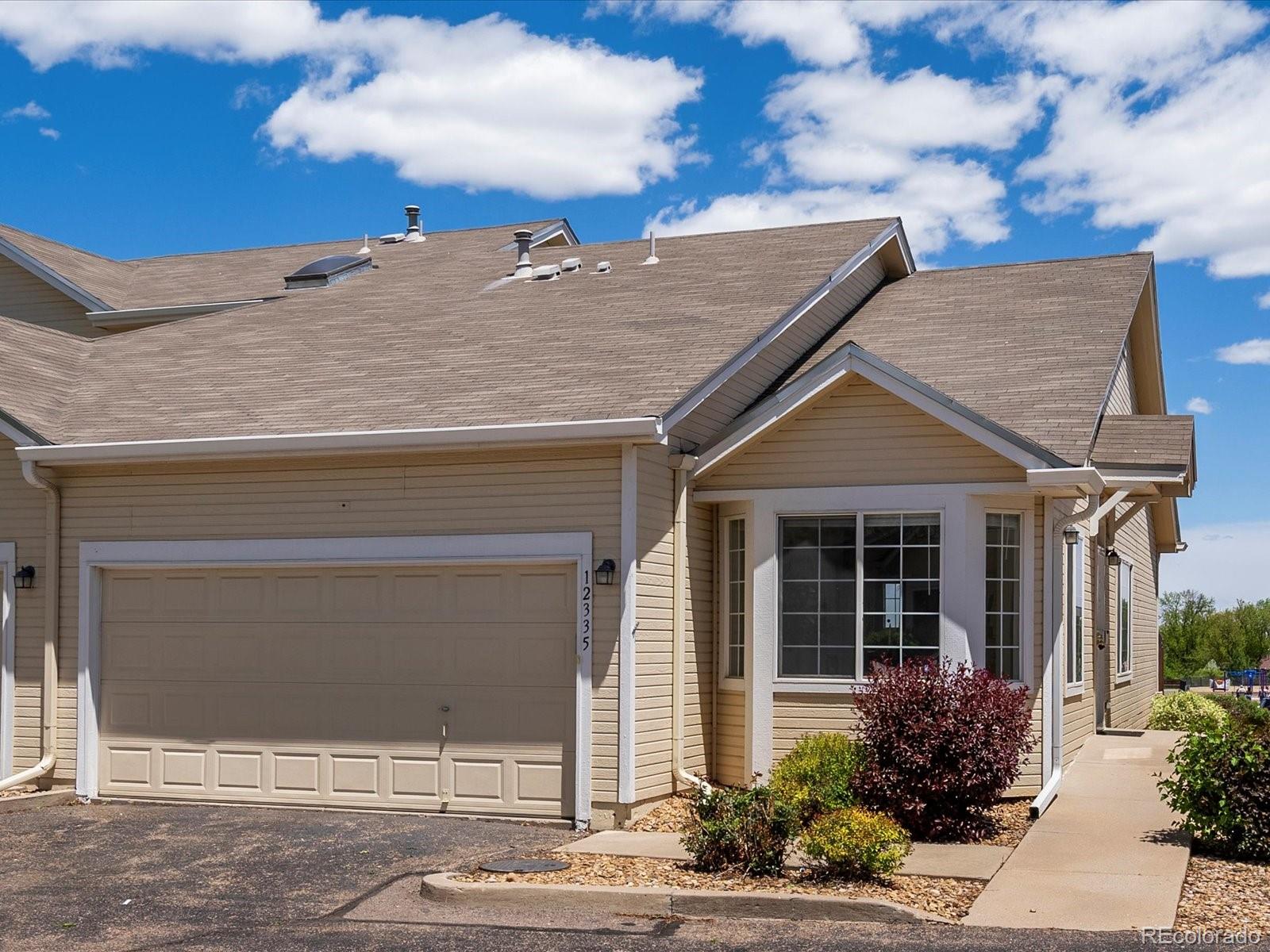 Castle Creek Aurora Condo / Townhome | MLS #: 975390712335 E 2nd Drive , Aurora Beds: 2 Baths: 2 Price: $360,000