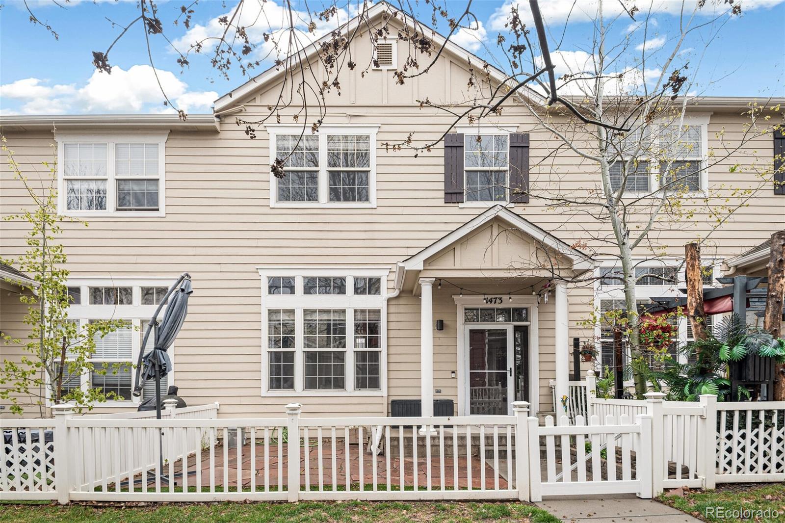Red Hawk Castle Rock Home | MLS #: 75442681473  Red Cliff Way, Castle Rock Beds: 3 Baths: 3 Price: $415,000