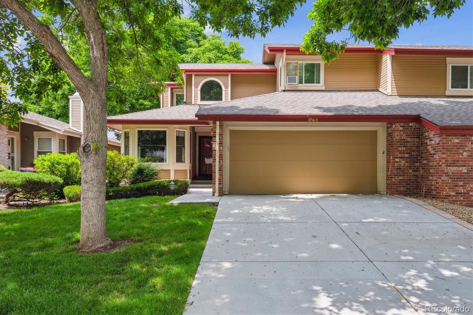 8563  Redstone Street, highlands ranch MLS: 8170836 Beds: 3 Baths: 4 Price: $525,000