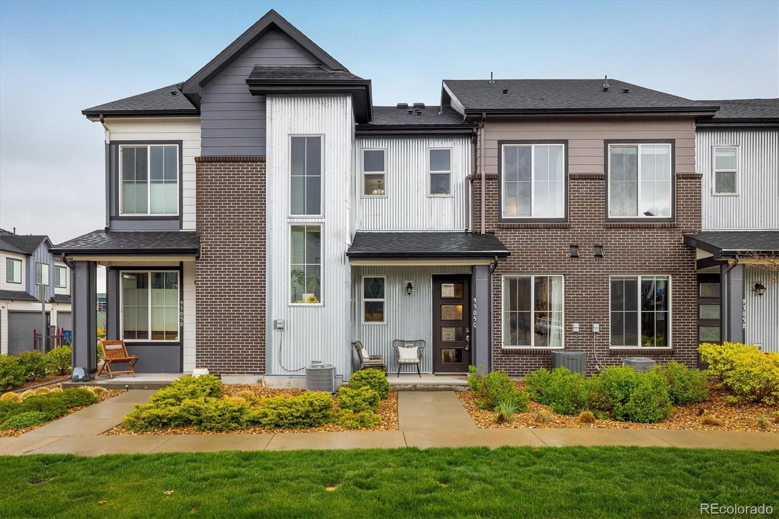 9305 S Gore Street C, Arvada  MLS: 9336791 Beds: 2 Baths: 3 Price: $460,000