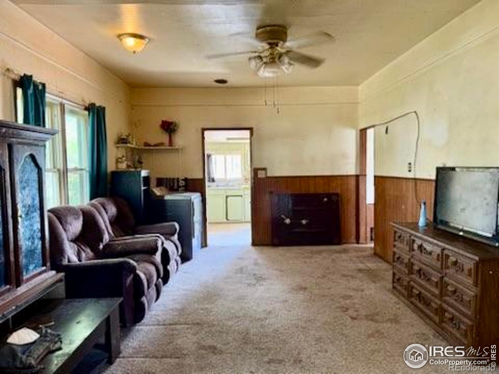 230 w chase street, Haxtun sold home. Closed on 2026-02-09 for $70,000.