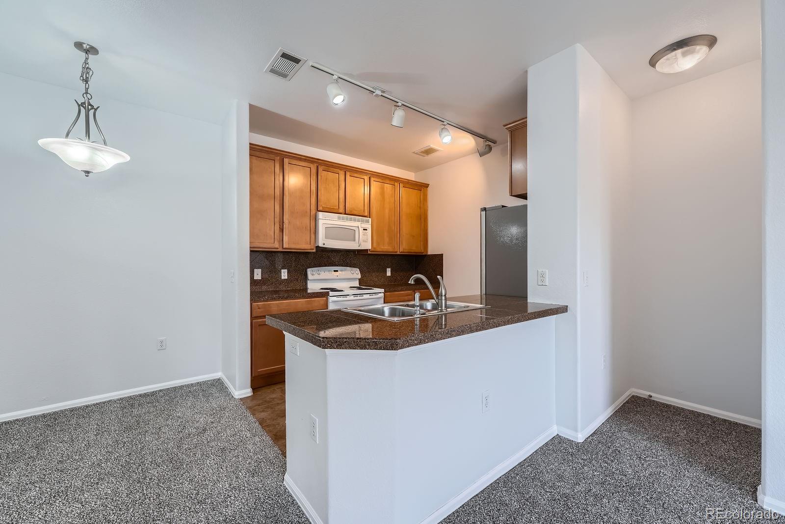 Balterra Aurora Condo / Townhome | MLS #: 98531822705 S Danube Way 110, Aurora Beds: 2 Baths: 1 Price: $257,000