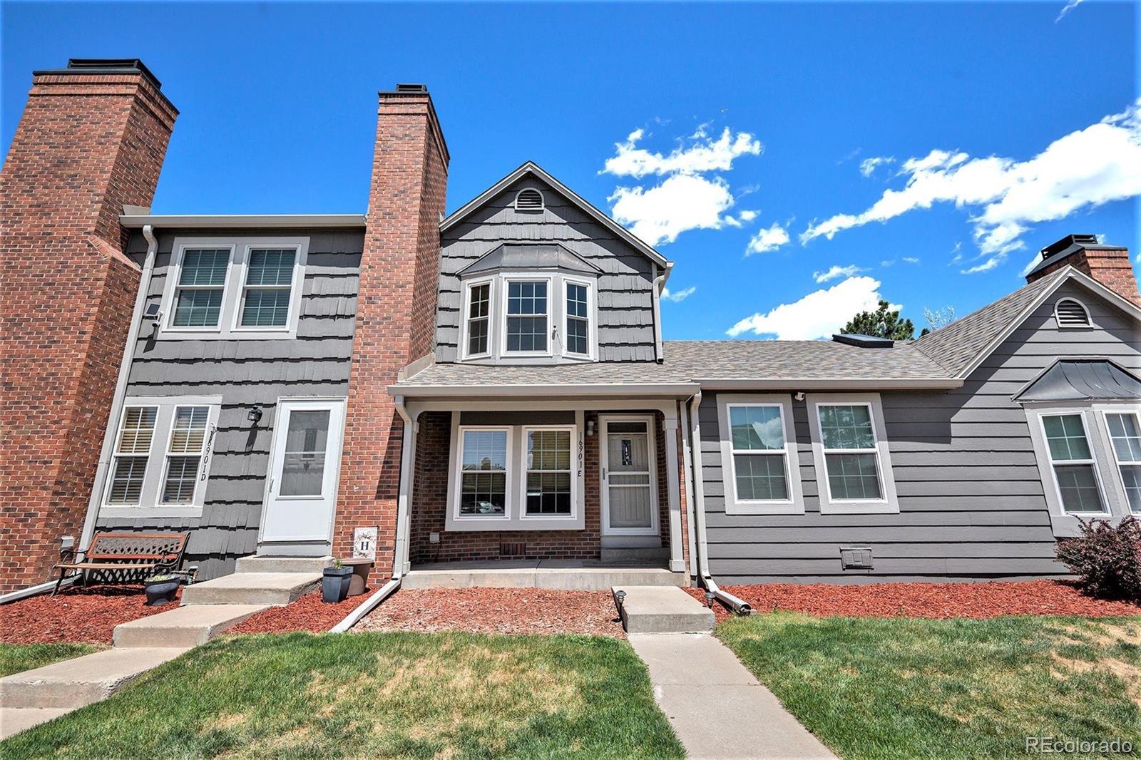 Discovery At Smoky Hill Aurora Condo / Townhome | MLS #: 459438416901 E Chenango Avenue E, Aurora Beds: 2 Baths: 2 Price: $296,000