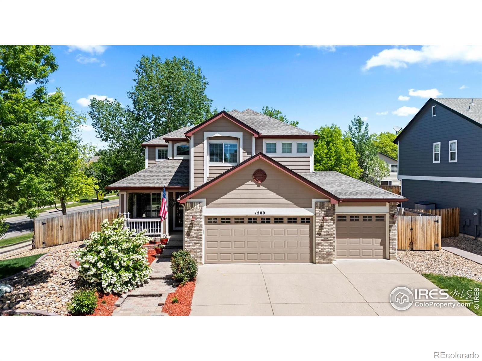 1500  Red Mountain Drive, longmont MLS: 4567891033836 Beds: 5 Baths: 4 Price: $775,000
