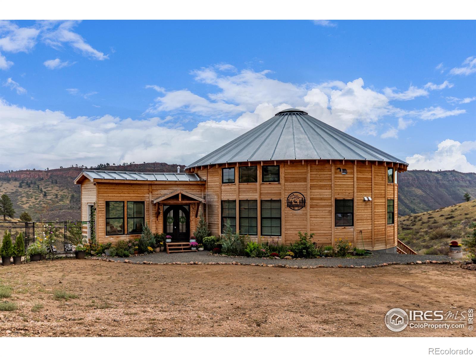  Lyons Home | MLS #: 45678910338492118  Dry Creek Drive, Lyons Beds: 3 Baths: 3 Price: $999,900