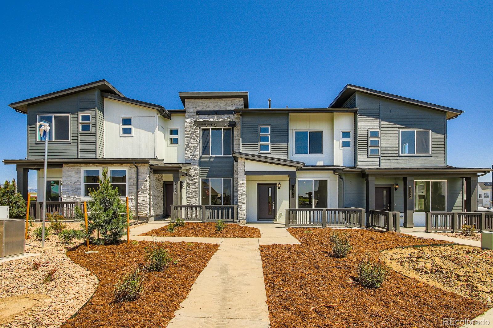 14578 W 90th Lane, arvada MLS: 5497606 Beds: 2 Baths: 3 Price: $438,900