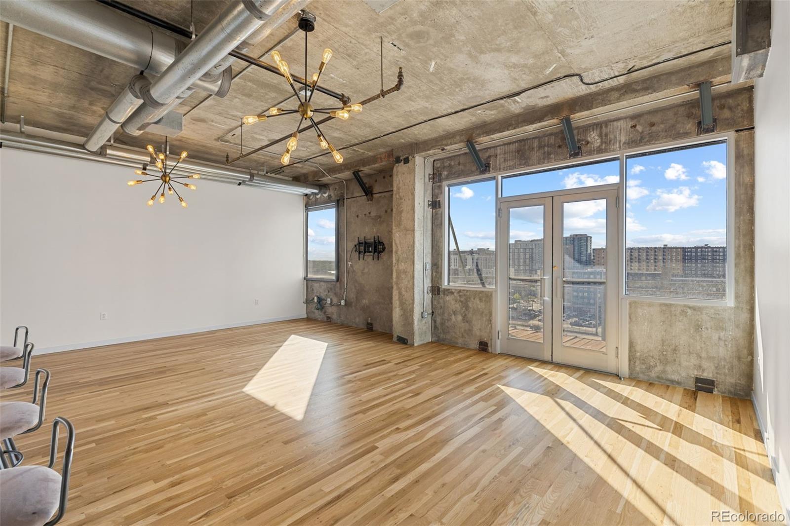 Ball Park Denver Condo / Townhome | MLS #: 73103282020  Arapahoe Street 970, Denver Beds: 1 Baths: 2 Price: $380,000