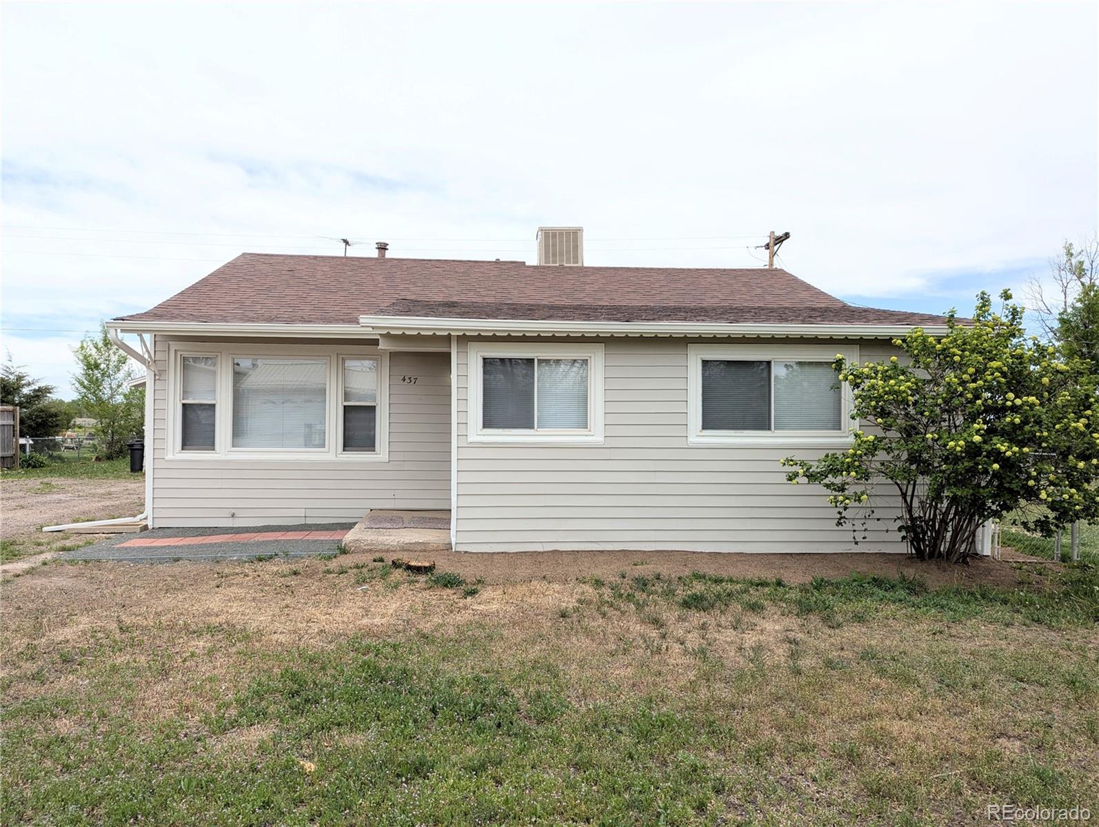  Byers Home | MLS #: 4099309437 S Fetzer Street, Byers Beds: 3 Baths: 1 Price: $314,973