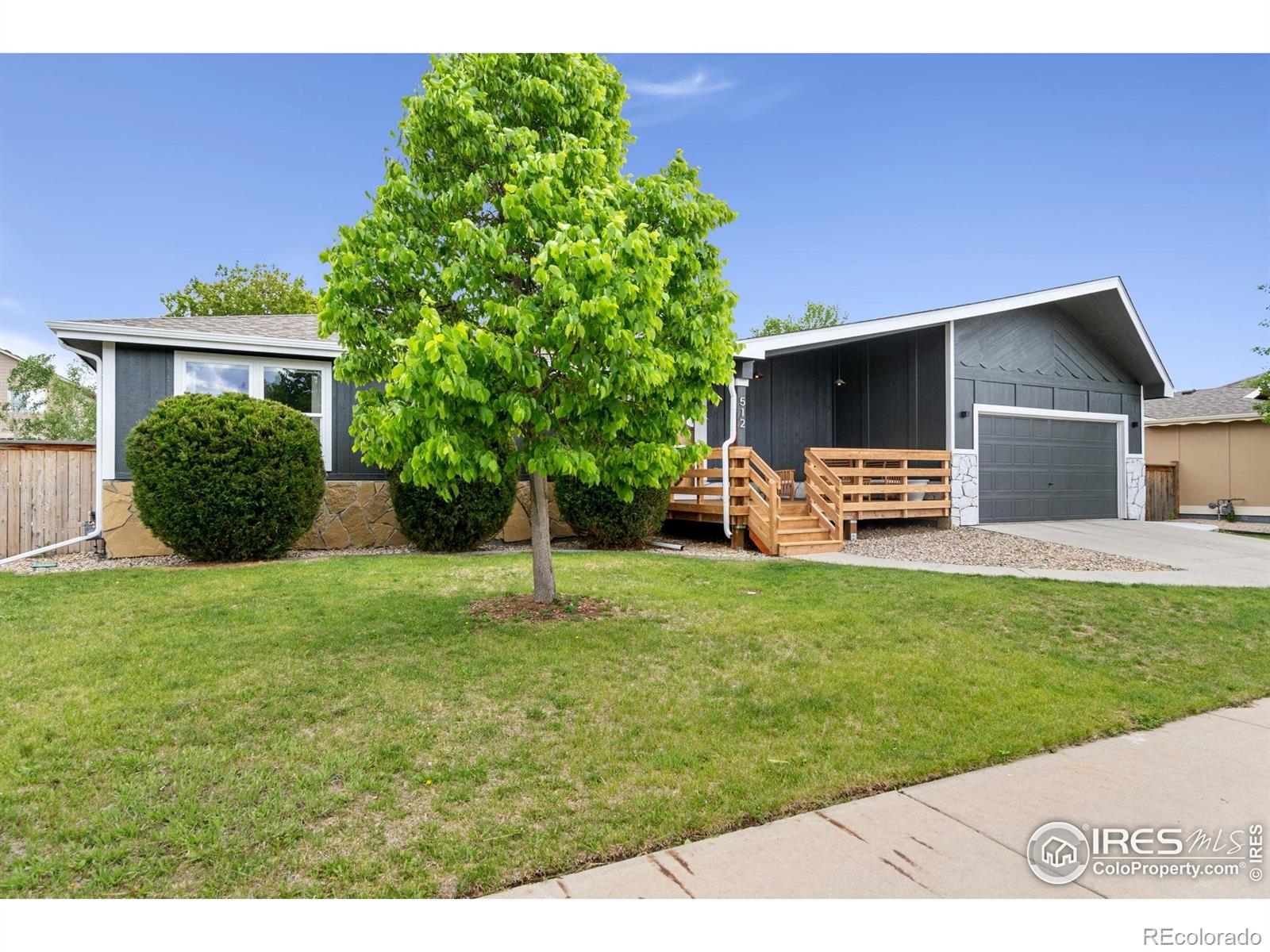 512  Prairie Clover Way, severance MLS: 4567891034439 Beds: 3 Baths: 2 Price: $475,000