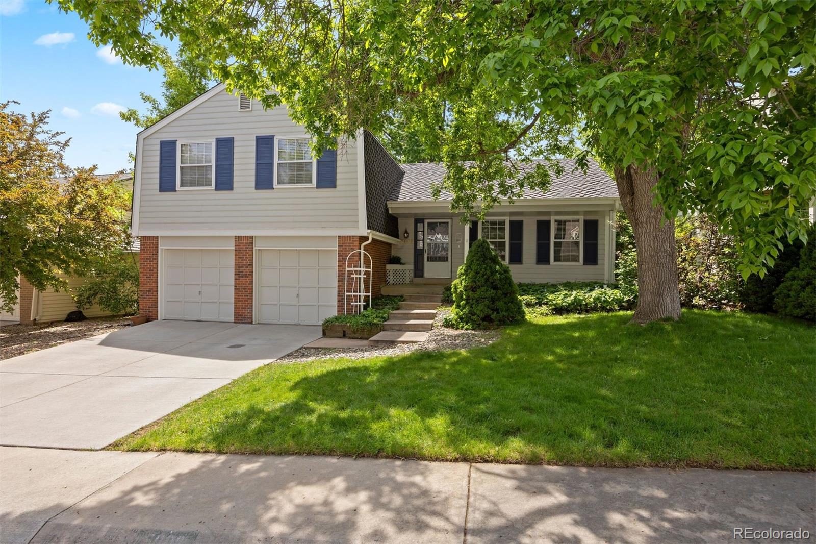 Homestead In The Willows Centennial Home | MLS #: 38998335808 E Hinsdale Place, Centennial Beds: 4 Baths: 3 Price: $695,000
