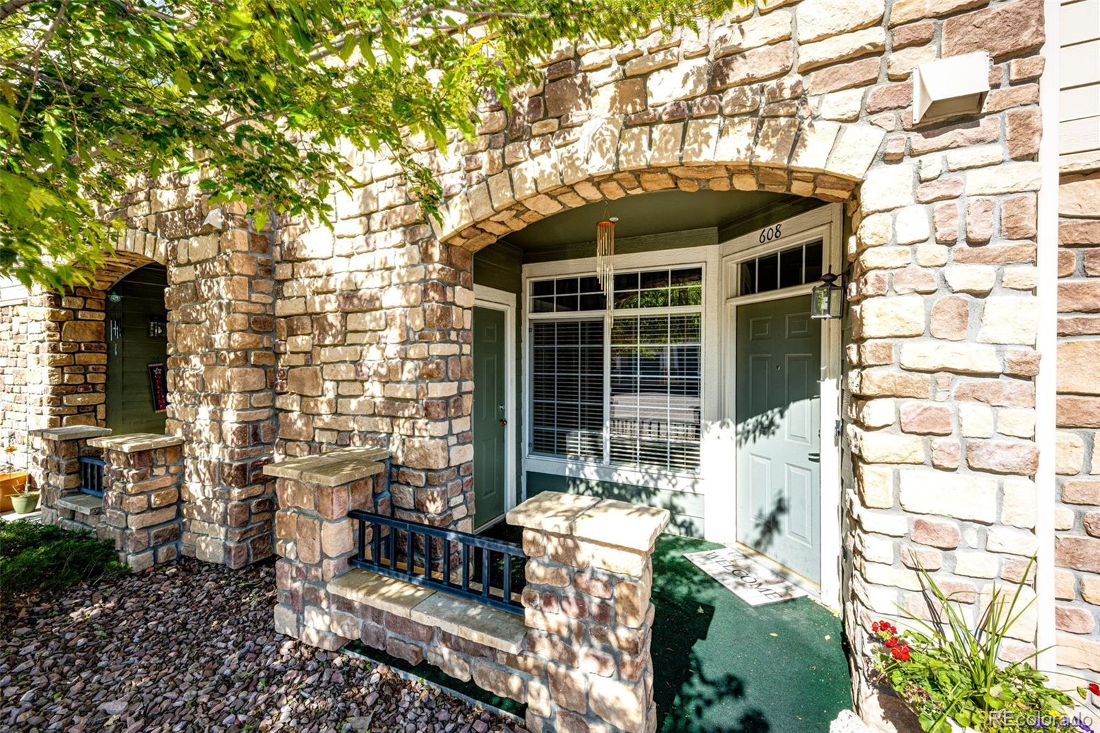 Black Feather Castle Rock Condo / Townhome | MLS #: 3136625452  Black Feather Loop 608, Castle Rock Beds: 2 Baths: 2 Price: $309,500