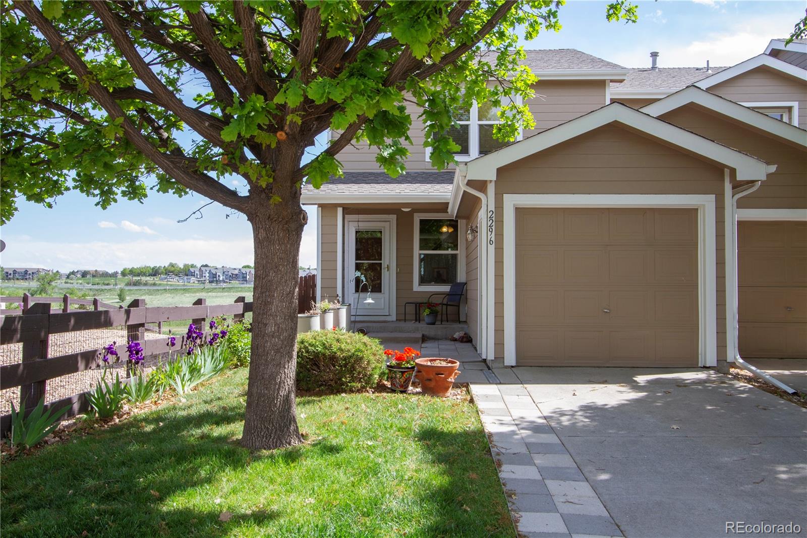 Fox Run Northglenn Condo / Townhome | MLS #: 35652772296 E 109th Drive , Northglenn Beds: 3 Baths: 2 Price: $375,000