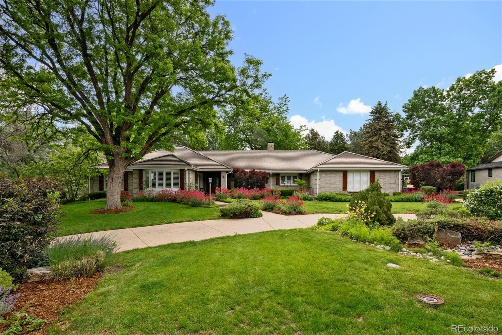  Greenwood Village Home | MLS #: 33277285340 S Logan Drive, Greenwood Village Beds: 6 Baths: 5 Price: $2,495,000