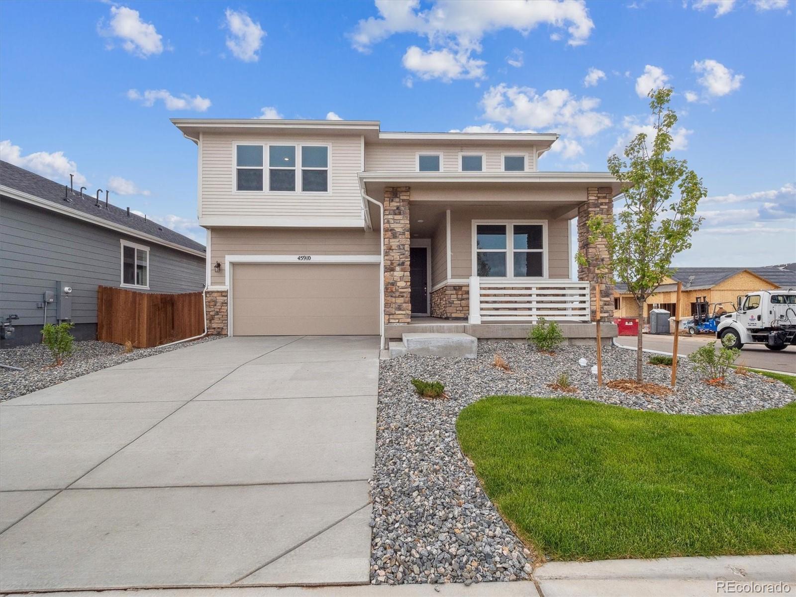 45910  Gentry Avenue, bennett MLS: 8631411 Beds: 4 Baths: 3 Price: $519,950