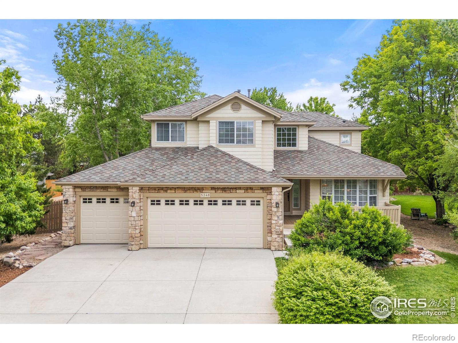 Country Club Estates Boulder Home | MLS #: 45678910346635348  Wild Dunes Court, Boulder Beds: 4 Baths: 3 Price: $1,050,000