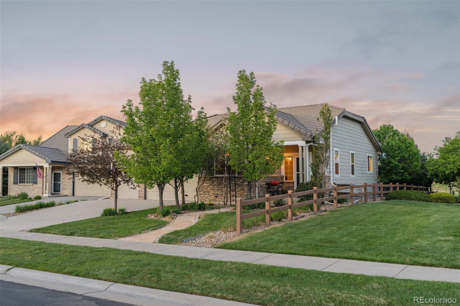 Antelope Heights Parker Home | MLS #: 163246616815 E Prairie Goat Avenue, Parker Beds: 3 Baths: 3 Price: $650,000