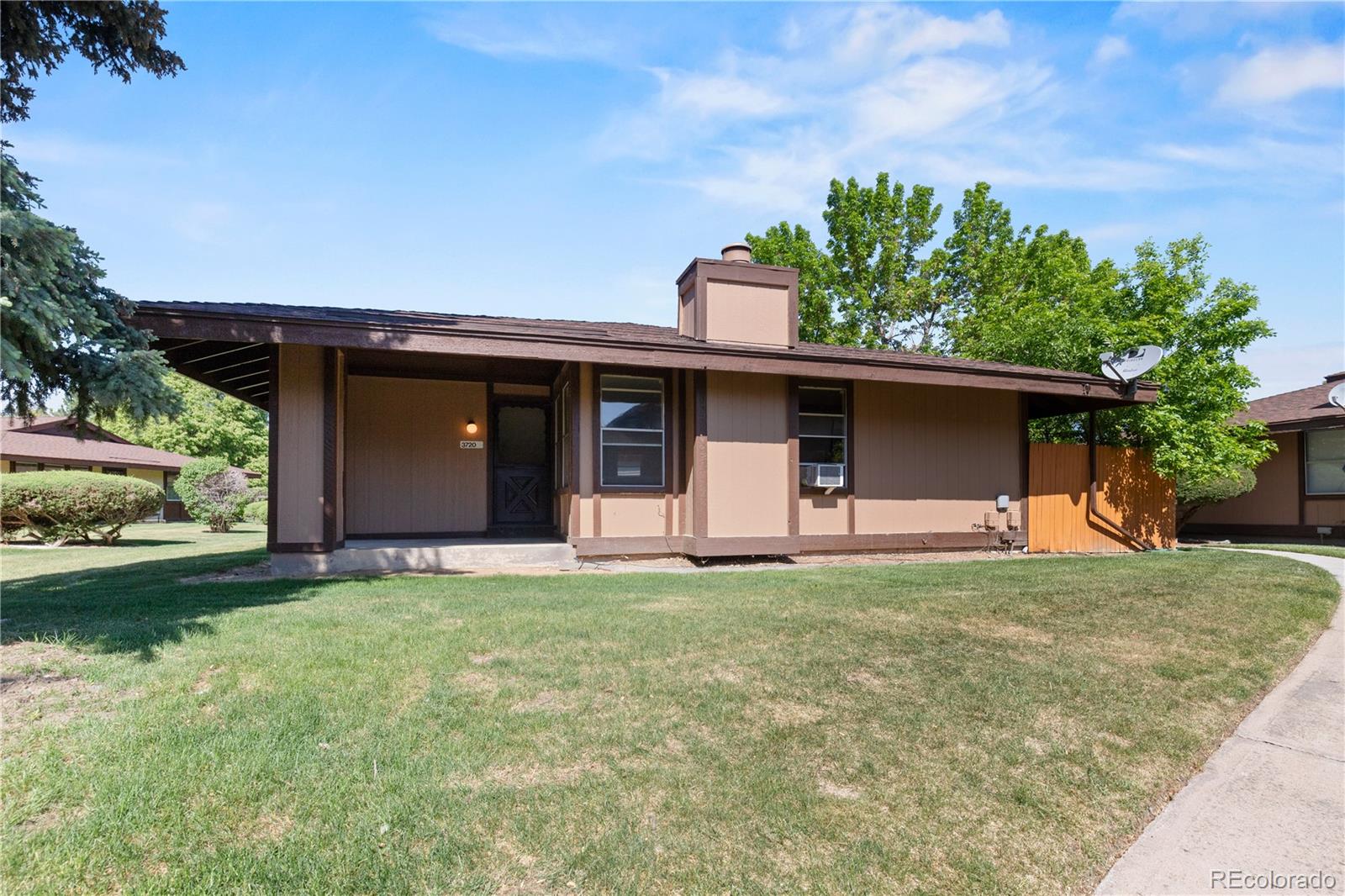 The Timbers Aurora Condo / Townhome | MLS #: 48221953720 S Fairplay Way , Aurora Beds: 4 Baths: 3 Price: $349,000