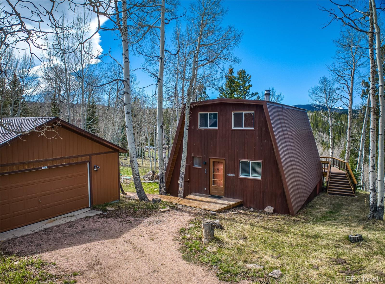 771  spruce road, Cimarron sold home. Closed on 2025-11-20 for $390,000.