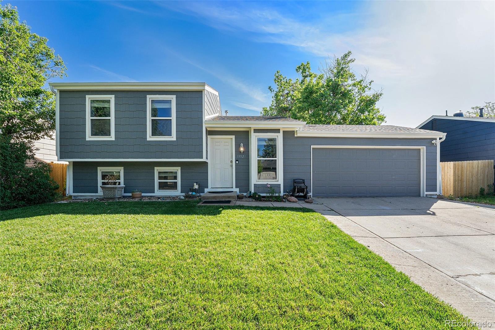 Aurora East Aurora Home | MLS #: 999562719523 E Buchanan Place, Aurora Beds: 3 Baths: 2 Price: $439,999