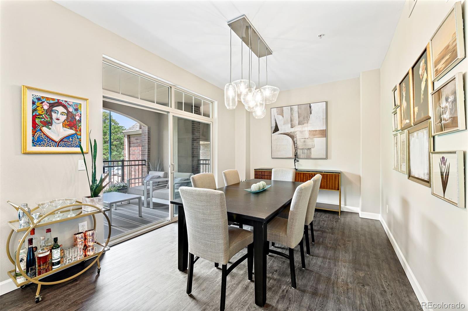 Capitol Denver Condo / Townhome | MLS #: 41278391100 N Grant Street 208, Denver Beds: 2 Baths: 2 Price: $669,000