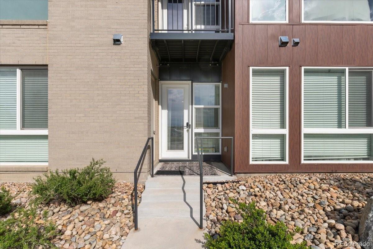 Central Park Denver Condo / Townhome | MLS #: 47764998475 E 36th Avenue 131, Denver Beds: 2 Baths: 2 Price: $219,338