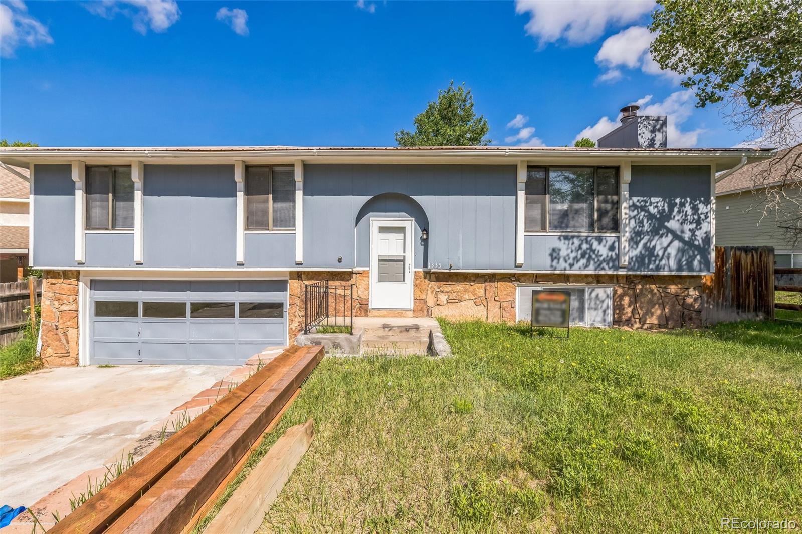 1335 sage ridge road, Meeker sold home. Closed on 2025-08-20 for $305,000.
