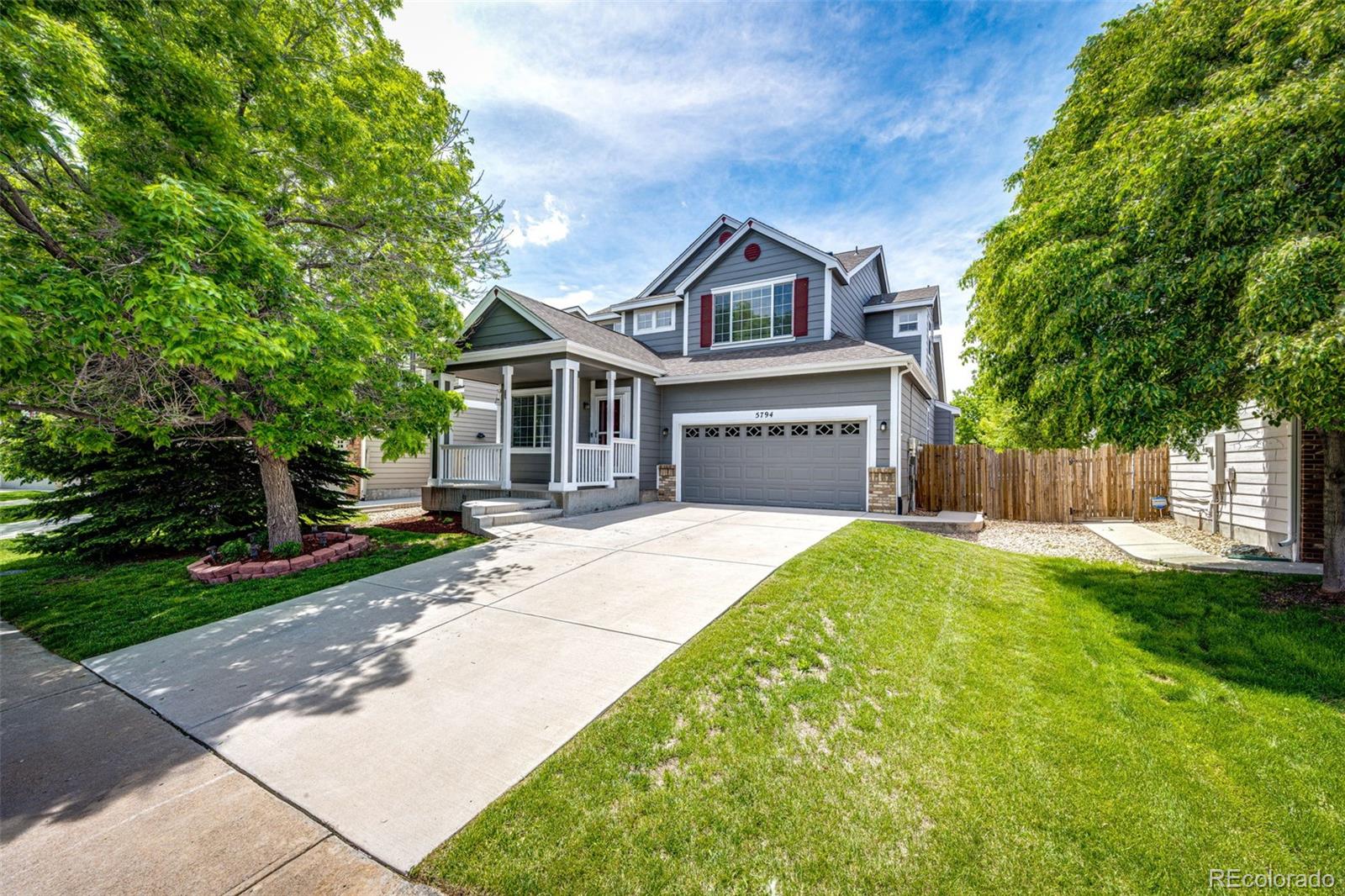 Saddle Rock Aurora Home | MLS #: 44828315794 S Yakima Way, Aurora Beds: 4 Baths: 4 Price: $599,999