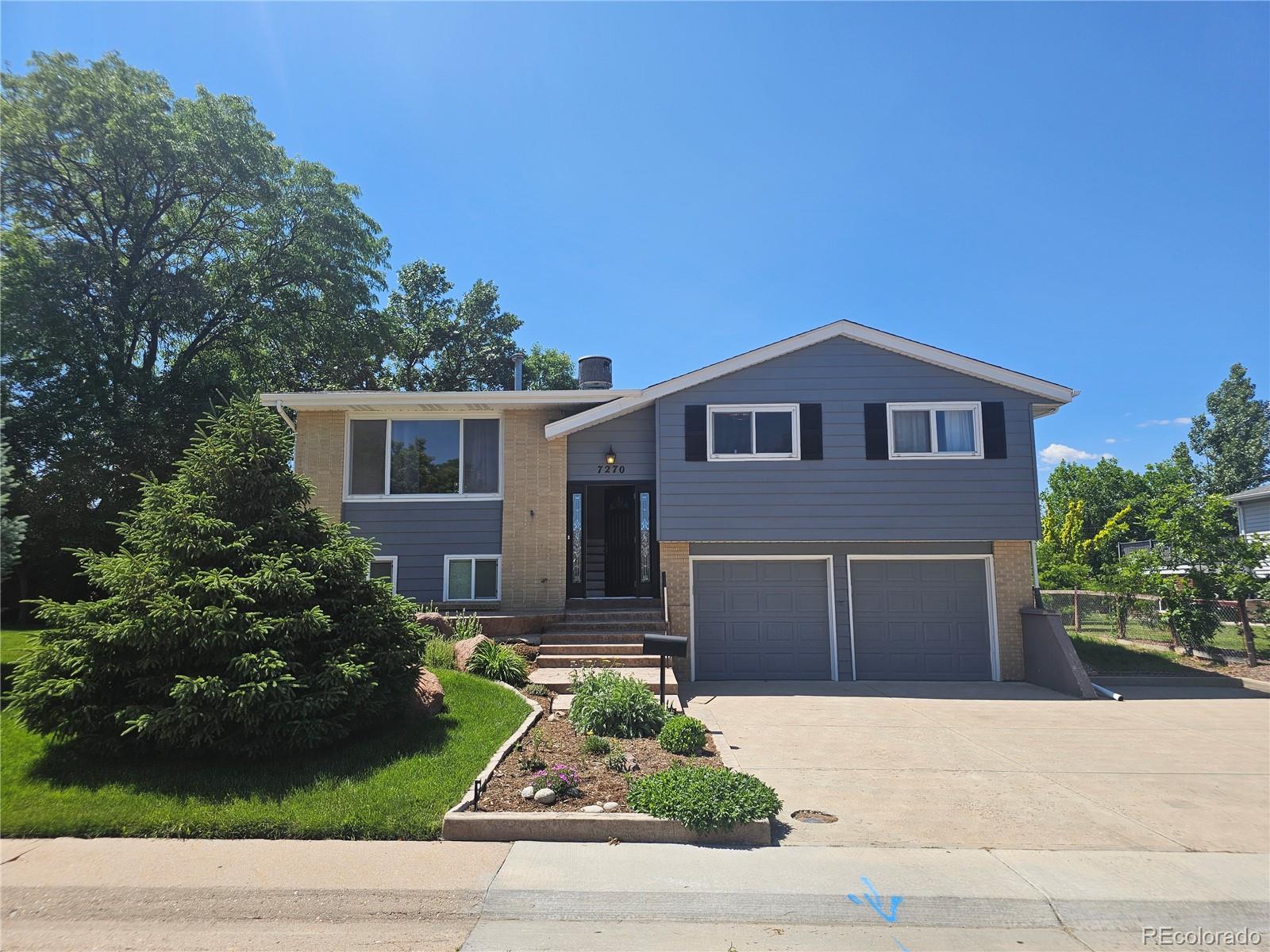 Ridgeview Hills Centennial Home | MLS #: 81991497270 S Cherry Drive, Centennial Beds: 3 Baths: 2 Price: $580,000