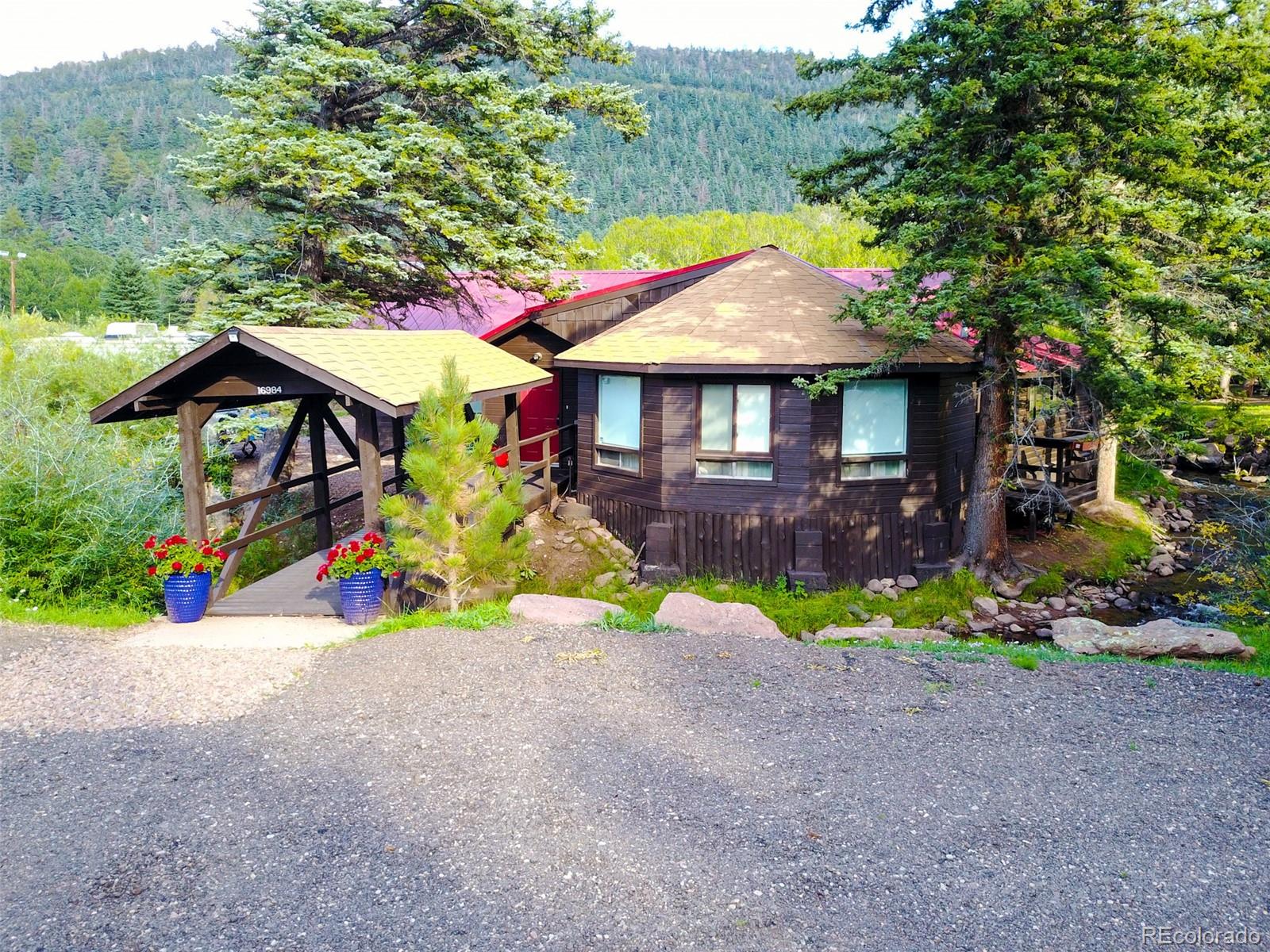 16984 hwy 12 , Cuchara sold home. Closed on 2025-08-29 for $640,000.