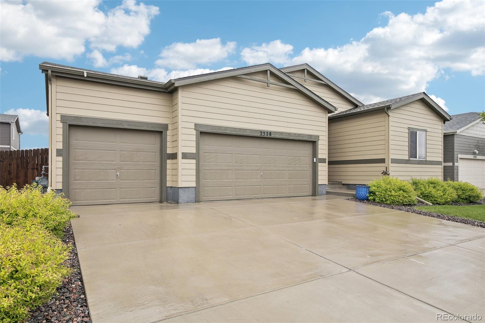 Coyote Creek Fort Lupton Home | MLS #: 66684752328  Saddle Back Court, Fort Lupton Beds: 2 Baths: 2 Price: $475,000