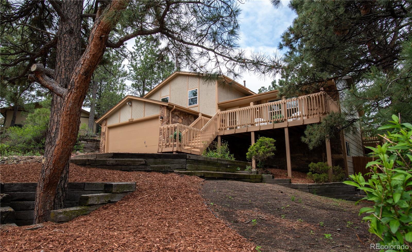 959 pulpit rock circle, Colorado Springs sold home. Closed on 2025-07-14 for $585,000.
