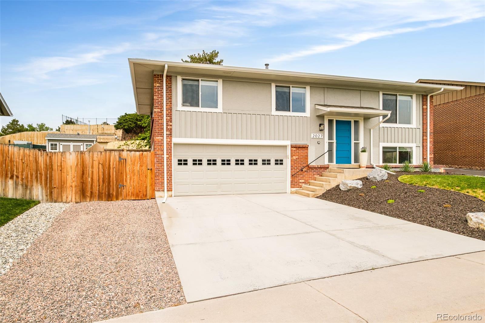 Green Mountain Village Lakewood Home | MLS #: 28924522027 S Welch Circle, Lakewood Beds: 4 Baths: 3 Price: $715,000