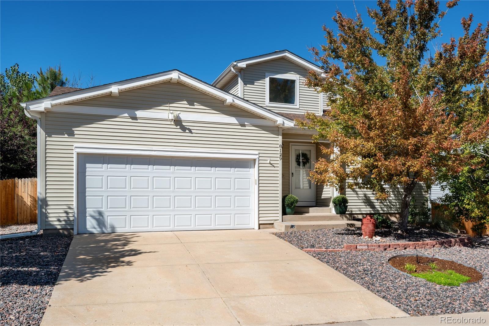 Roxborough Village Littleton Home | MLS #: 47308108129  Locust Drive, Littleton Beds: 3 Baths: 2 Price: $569,000