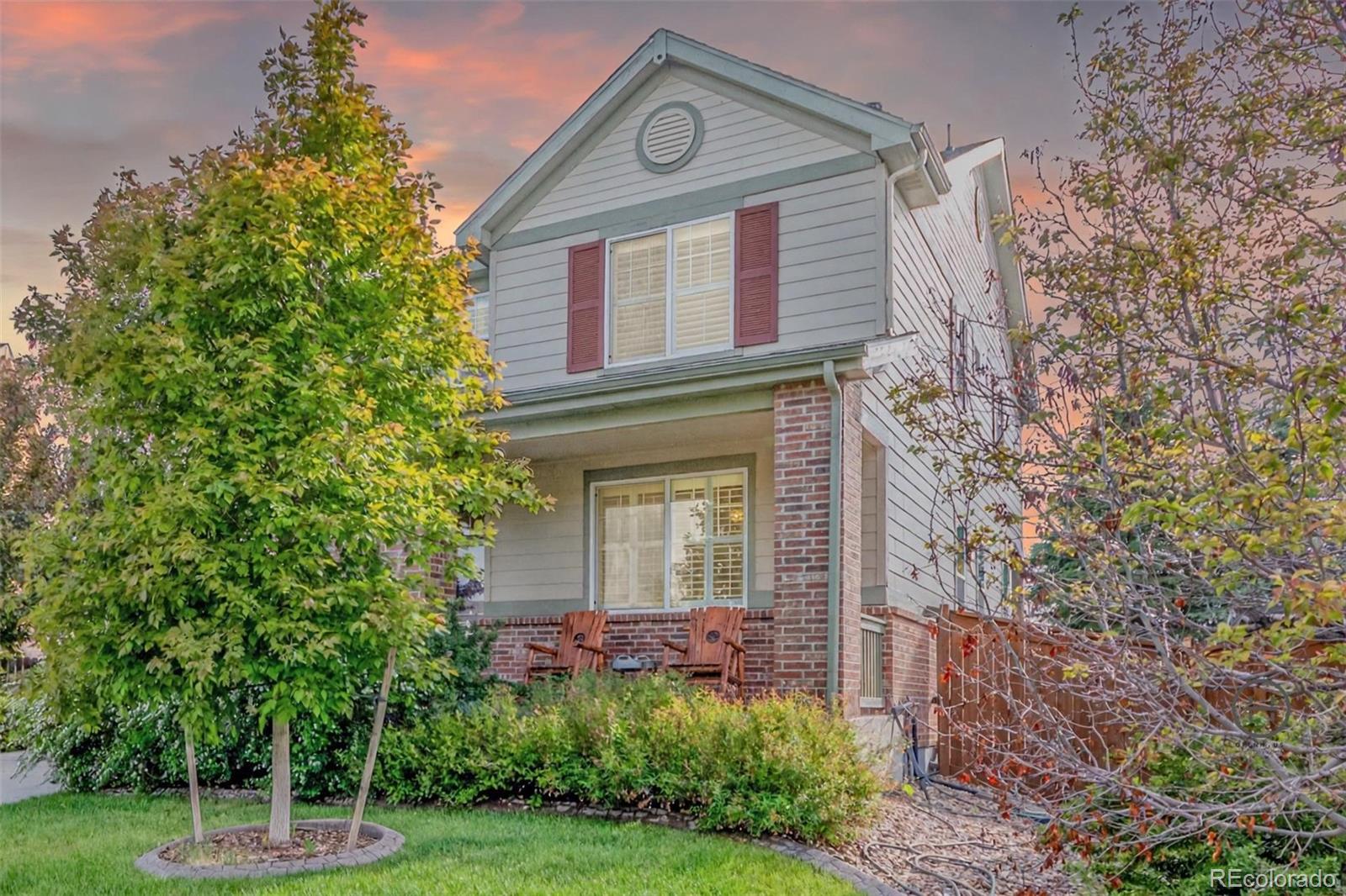 129 N Irvington Street, aurora MLS: 2708119 Beds: 3 Baths: 3 Price: $550,000
