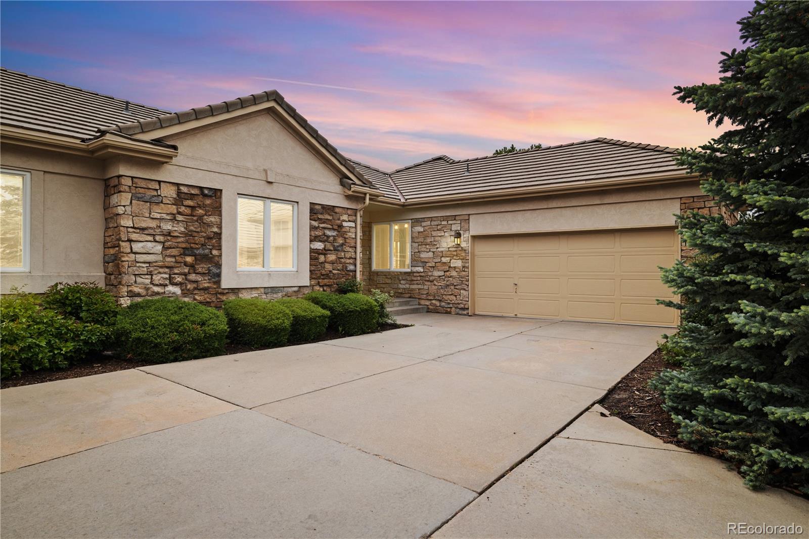 14032 e chenango drive, Aurora sold home. Closed on 2025-12-10 for $565,000.