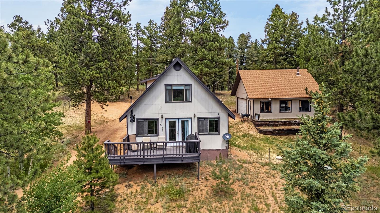 53 lake circle, Divide sold home. Closed on 2025-08-25 for $379,500.
