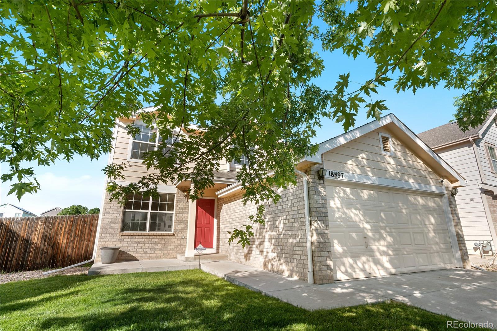 Creekside At Seven Hills Aurora Home | MLS #: 662927718897 E Linvale Place, Aurora Beds: 3 Baths: 3 Price: $460,000