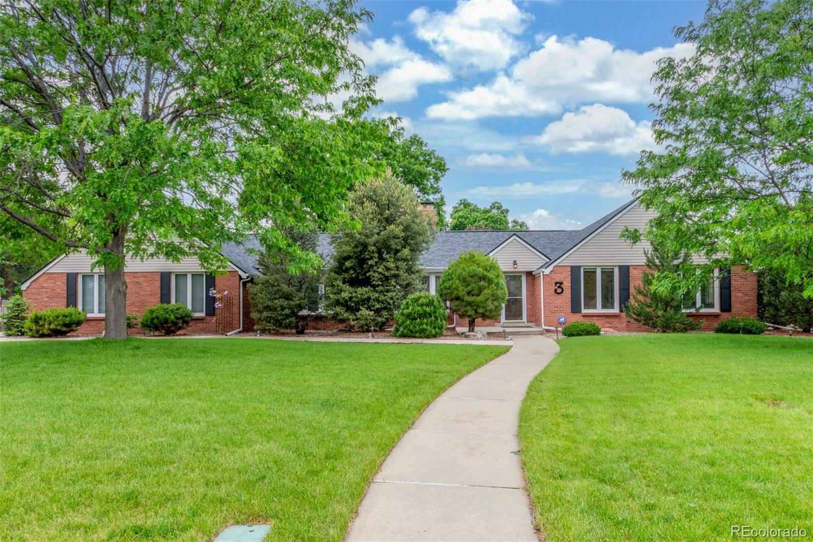 Columbine Heights Littleton Home | MLS #: 89414253  Glenview Drive, Littleton Beds: 4 Baths: 3 Price: $1,125,000