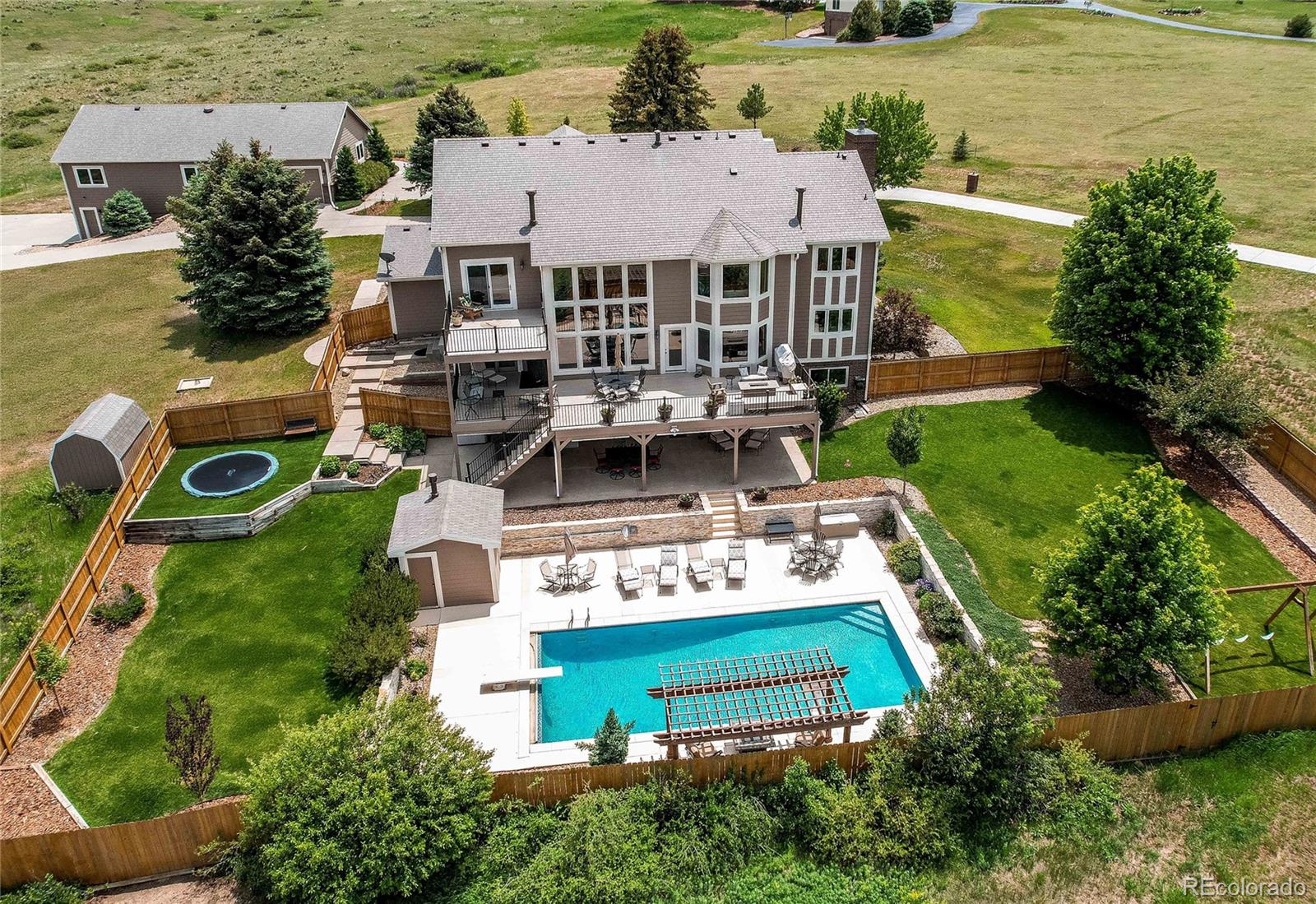 8682 n sundown trail, Parker sold home. Closed on 2026-05-18 for $2,100,000.